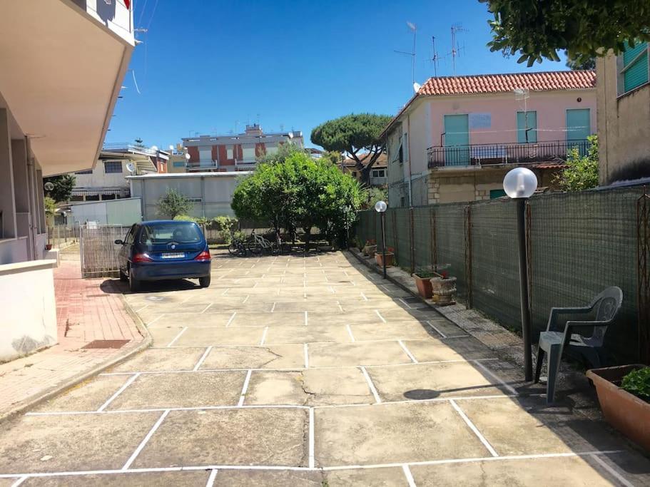 Apartmán Girasole A Due Passi Dal Mare Minturno Exteriér fotografie